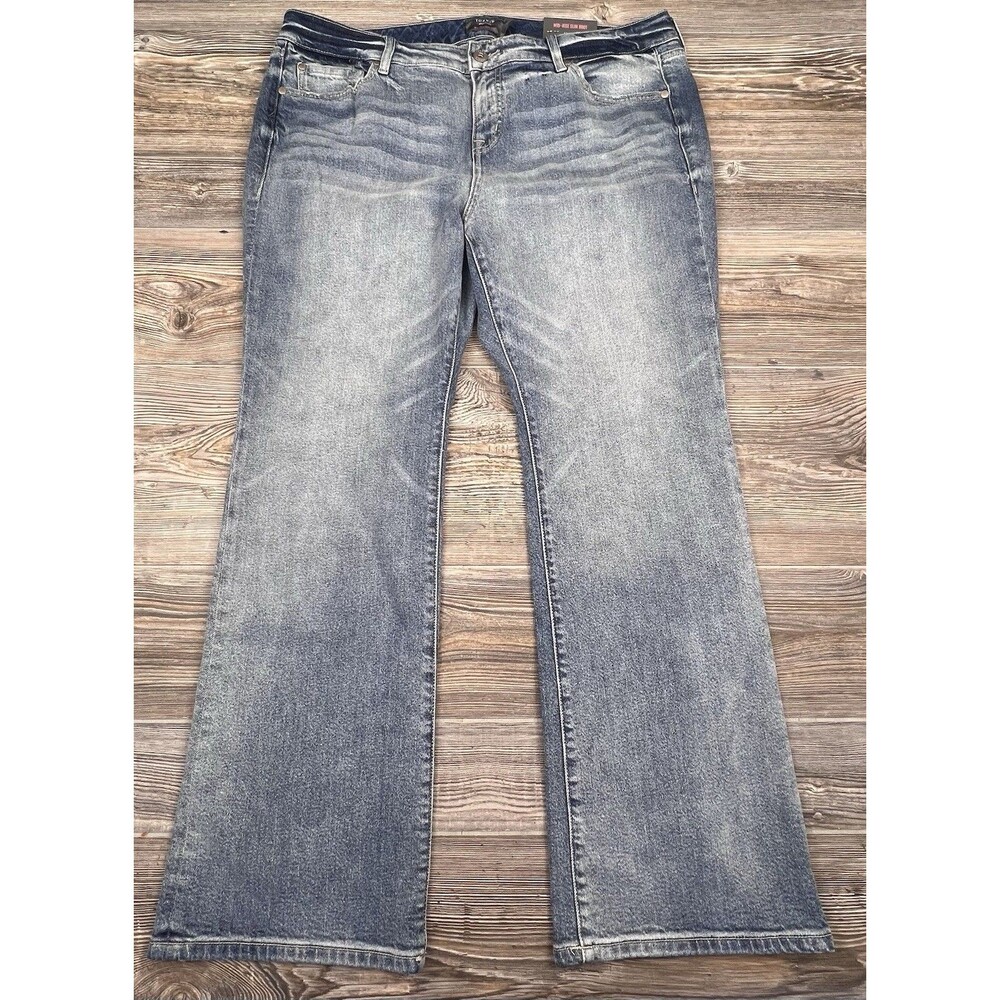Torrid Mid Rise Slim Boot  Jeans‎ 18 Short ~40/31 Blue Denim Stretch NWT